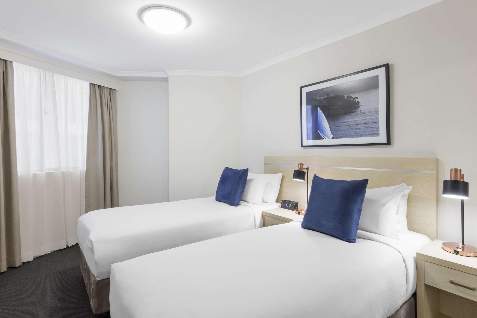 Oaks Sydney Castlereagh Suites Экстерьер фото