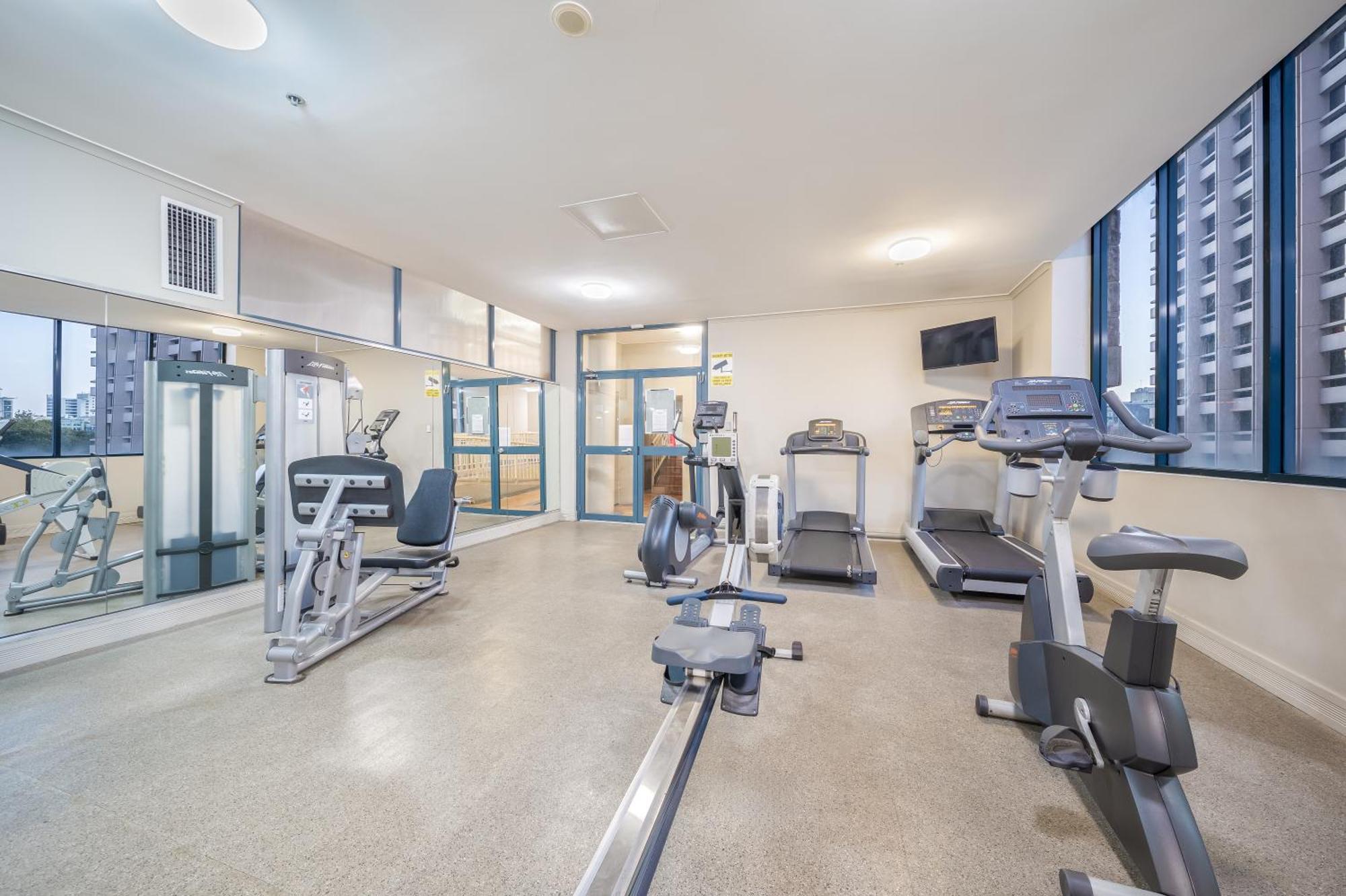 Oaks Sydney Castlereagh Suites Экстерьер фото